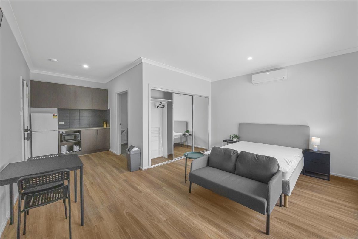 Keyspace rooming house interior